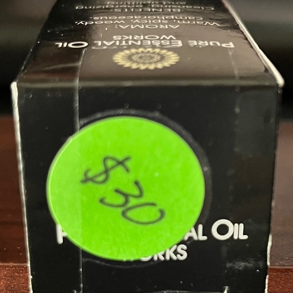 Pure Essential Oil Works Protective Blend - Picture 4 of 4